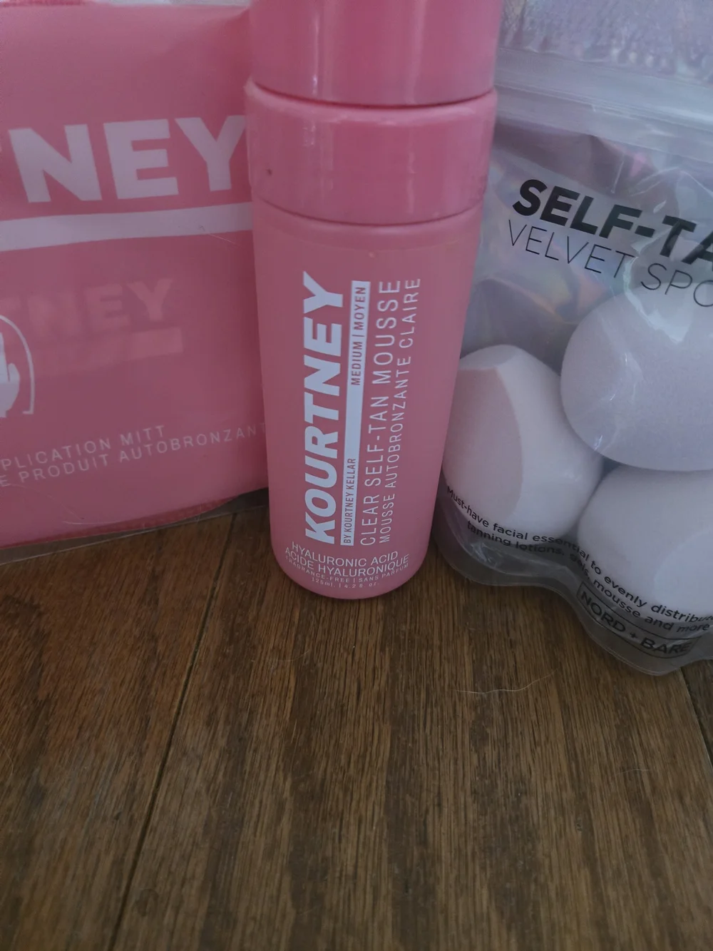 Kourtney Kellar Self-Tan Mousse, Mitt, And Application Sponges